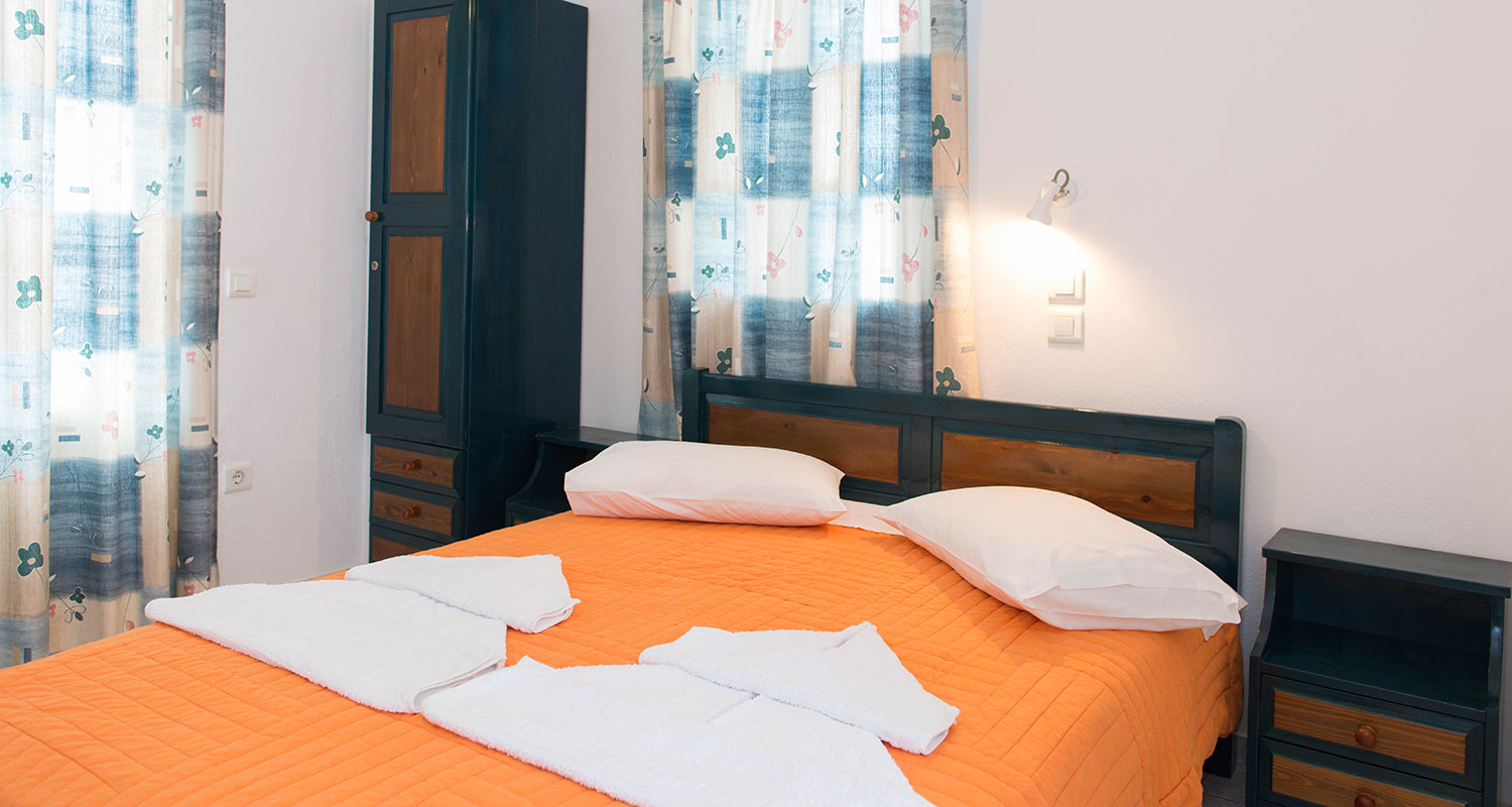 Δωμάτιο με διπλό κρεβάτι